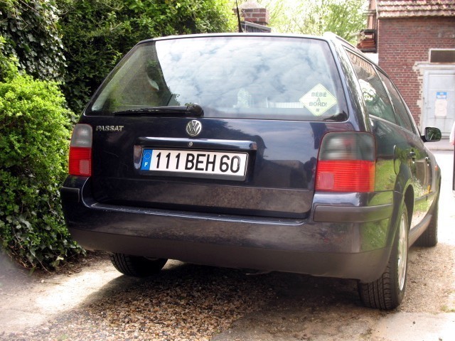 http://i44.servimg.com/u/f44/11/74/95/06/passat10.jpg