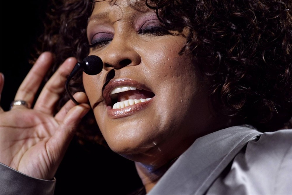 Whitney Houston 1963 – 2012 (HAND ANALYSIS)
